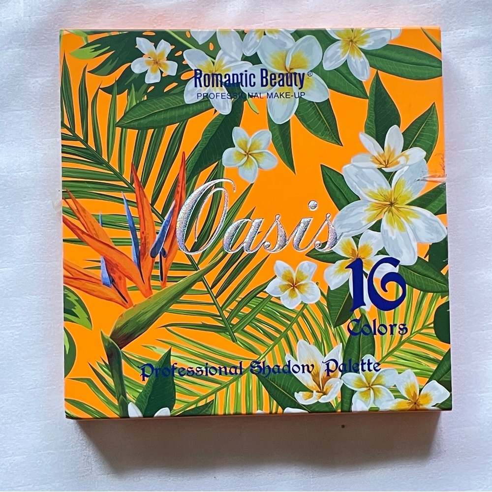 NEW! Oasis Romantic Beauty Professional 16 Color Eye Shadow Palette
